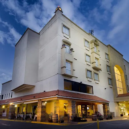 Hotel Suites Mexico Plaza Campestre León Exterior foto